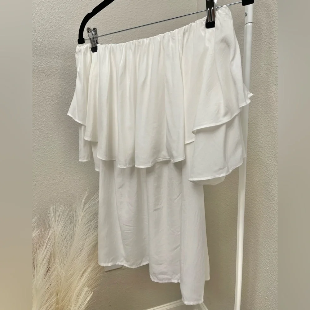 New - White Ruffle Off Shoulder Top - Picture 6 of 9